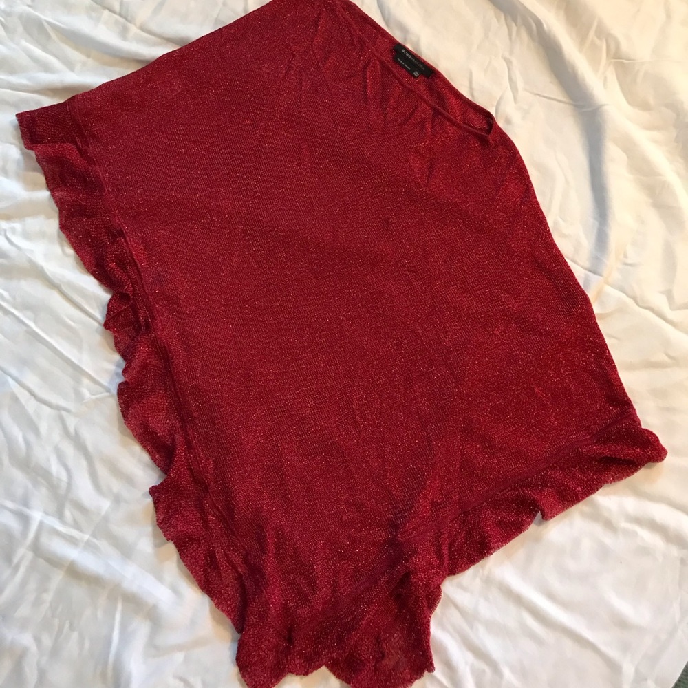 Diagonal shape shawl top